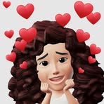 Daniela Chang - Facebook