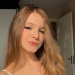 Daniela Coelho - @danii_coelhoo - Instagram