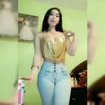 Daniela Corrales - @ghisdani_cl - Instagram