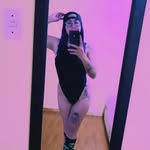 Daniela dennis - @nhanielaa - Instagram