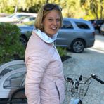 Daniela Dixon - Facebook