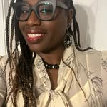 Daniela' Frazier Saffore - @getblingqueens - Instagram