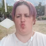 Daniela Meyer - @daniela.meyer.56481 - Instagram