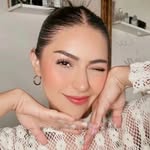 Daniela Peña - @totallynotmakeup - Instagram