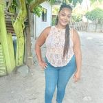 Daniela Williams - @roselyndaniela - Instagram
