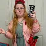 Danielle Appleby - @da_queen_by - Instagram