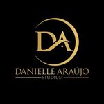 Danielle Araujo - @danicabeloemakeup - Instagram