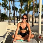 Danielle Arsenault - @everything.danielle - Instagram