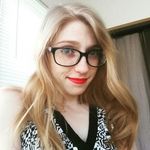 Danielle Arsenault - @daniyell96 - Instagram