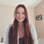 Danielle Bachman - @in_this_form - Instagram
