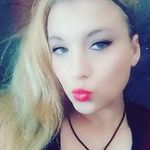 Danielle Barlow - @overpricedbarbi - Instagram