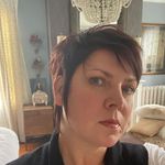 Danielle Benning - @danielle.benning.54 - Instagram