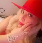 Danielle Benz - Facebook