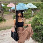 Danielle Beverley Hendricks - @simply_dinnie - Instagram