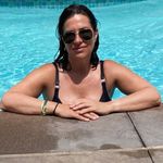 Danielle Casella Beyer - @jnrmama - Instagram