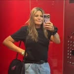 Danielle Blair - @danielle.blair.72 - Instagram