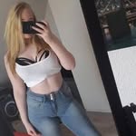 Danielle Bourass - @daniellebourass - Instagram