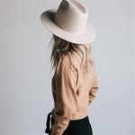 @danielle.s.braden - Instagram