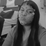 Danielle bravo - @daniellebravo.2000 - Instagram