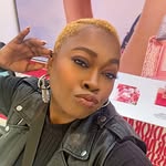 Danielle Brown - @danielledoesitall - Instagram