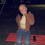 Danielle Burrows - @priv_unknown16 - Instagram