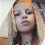 DanielleBurrows - @danielleburrows8895 - Instagram