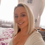 Danielle Burt - @danielleburt8817 - Instagram