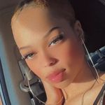 Danielle - @danielle_butterfly21 - Instagram