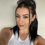Danielle Butterfield - @daniellebutterfield_ - Instagram