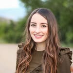 Danielle Calder, Religious Trauma and Faith Transition Therapist - @daniellecalder_ - Instagram