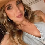 Danielle Calkins - @danicalkins - Instagram