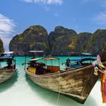 Danielle Callow - @traveldiariess.e.a - Instagram