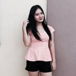 Danielle Cañada - @danzforpresident - Instagram