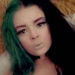Danii Louise - @danielle.cardwell.52 - Instagram