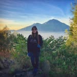 Danielle Chandler - @wandering_veg - Instagram