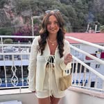 Danielle 🪩🍒🫶🏻 - @danielleclinton_ - Instagram