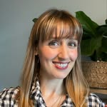 Danielle Clementina Close - @danielleclosepsychicmedium - Instagram