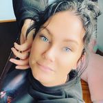 Danielle Comeau - @daniellebcomeau - Instagram