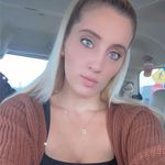 Danielle Conaway - @conaway.danielle - Instagram