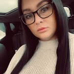 Dann con - @danielleconeyworth - Instagram