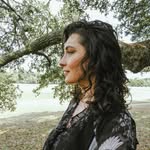 Danielle Conn - @dee_thedivineguide - Instagram