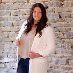 WI Realtor | Danielle Cottrell - @homeswithdanielle - Instagram