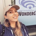 Danielle Crain - @danierin8 - Instagram