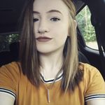 Danielle Currier-Garcia - @likecurrybutmore - Instagram