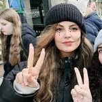 ژیلا - @danielledamronber - Instagram