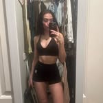 Danielle Demers - @danidemfitness - Instagram