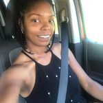 Danielle Denson - @nialeonitalianices - Instagram