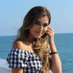 Danielle Deweese - @danielledeweese - Instagram