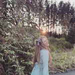 Danielle Dewitt - @danyello_38 - Instagram