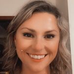 Danielle Dickerson - @danielle_dog_mom - Instagram